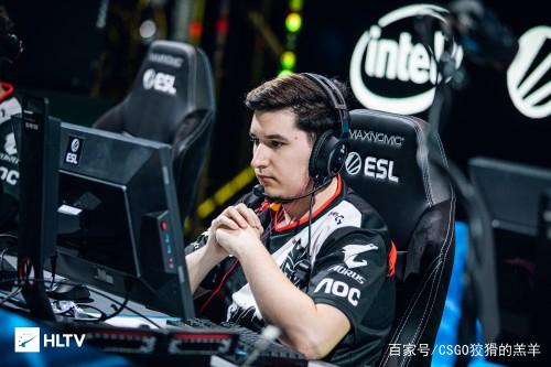 家乡的青年 家乡的青年